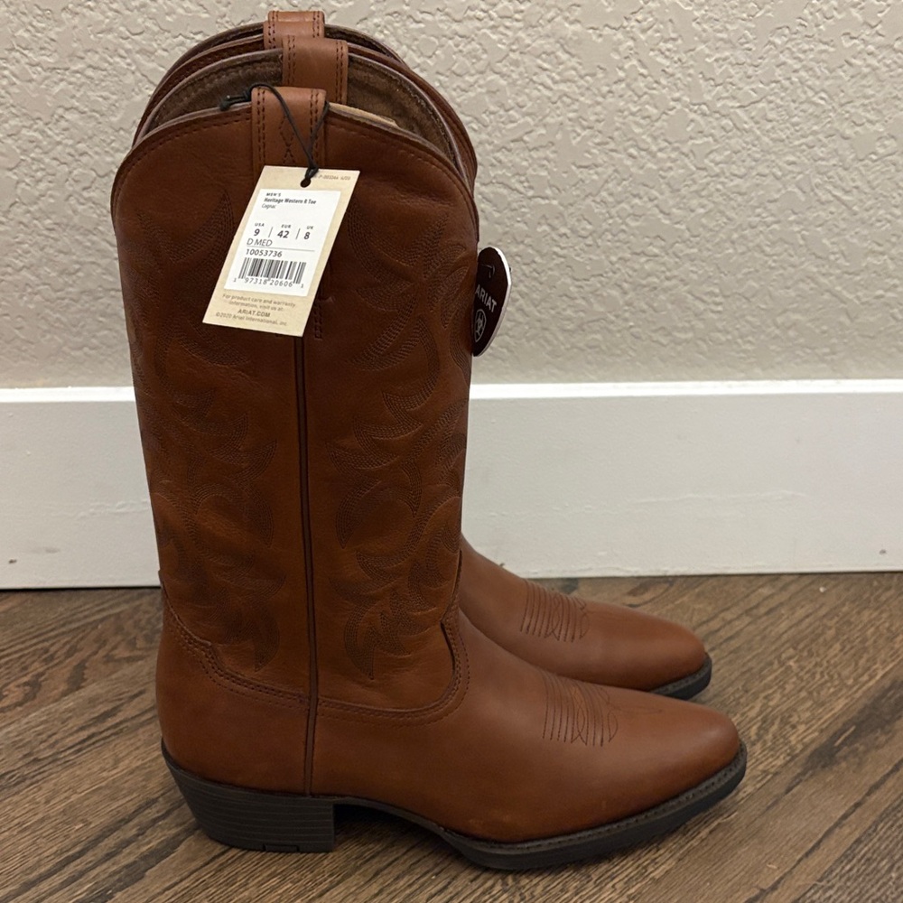 Men’s size 9 Ariat Tan Leather Cowboy Boots-NEW! - Picture 3 of 8